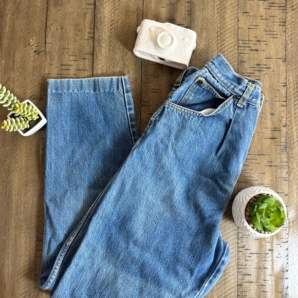 U.R Free Vintage  Blue Boyfriend Jeans - Picture 2 of 9